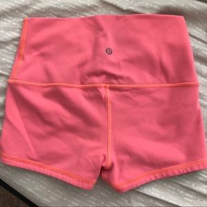 GUC reversible lululemon high rise boogie shorts